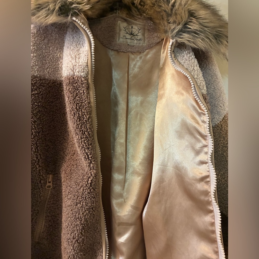 Throne Worthy Sherpa Jacket with Faux Fur Collar (Sundance) - Picture 2 of 6
